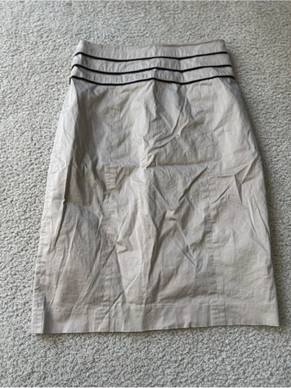 H&M Neutral Beige Pencil Skirt with Black Waist Trim - Classy